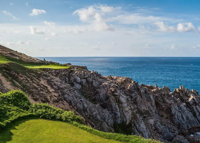 Pueblo Bonito Montecristo Luxury Cabo San Lucas