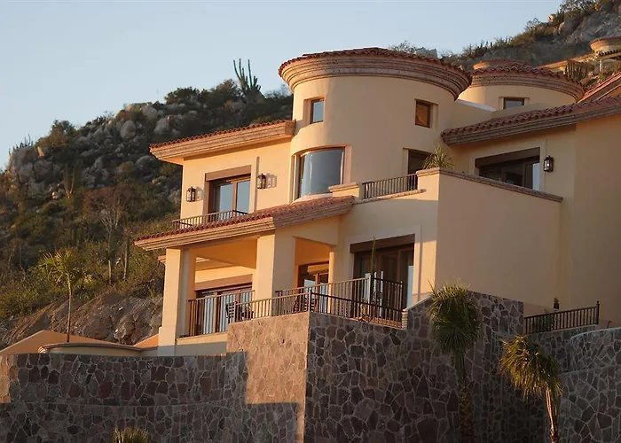 Pueblo Bonito Montecristo Luxury Resort